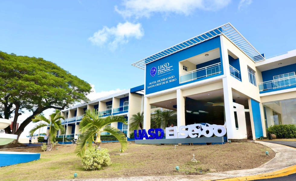 INAUGURACION HOTEL ESCUELA UASD EL SEIBO