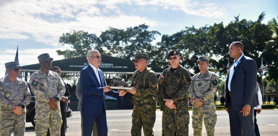 ABINADER GARANTIZA SEGURIDAD NACIONAL