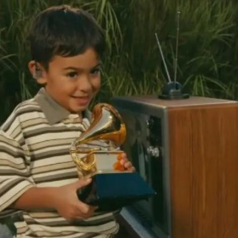 BAD BUNNY Y EL GRAMMY MISTERIOSO