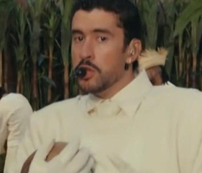 Bad Bunny mantiene el impulso de su gira global tras triunfar en el Super Bowl