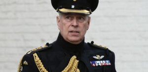 CAÍDA DEL EXPRÍNCIPE ANDRÉS