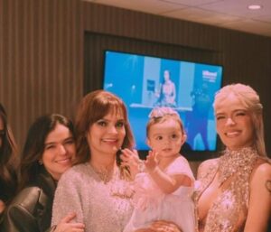 La lucha silenciosa de Karol G revelada por su familia después de años de discreción