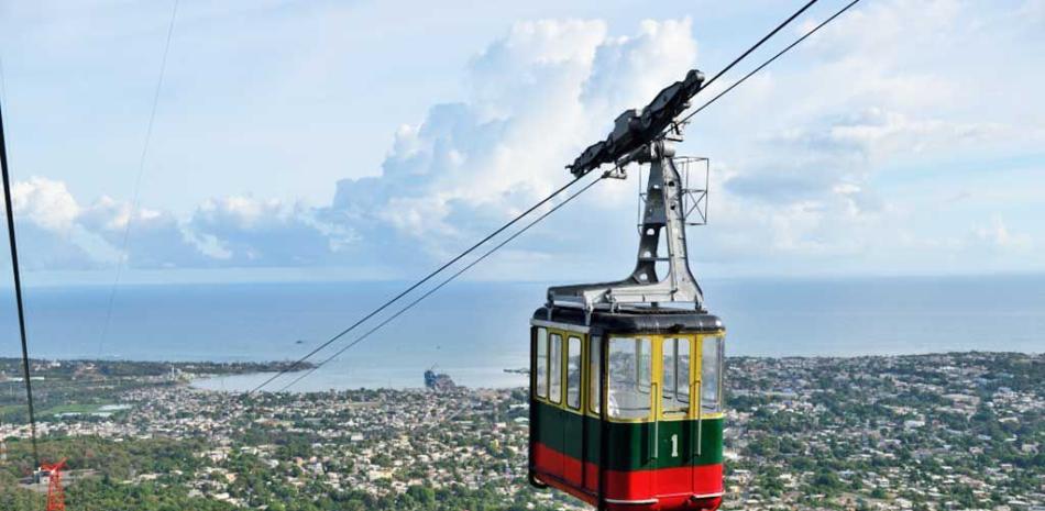 CONDENA AL ABANDONO DEL TELEFERICO PUERTOPLATENO