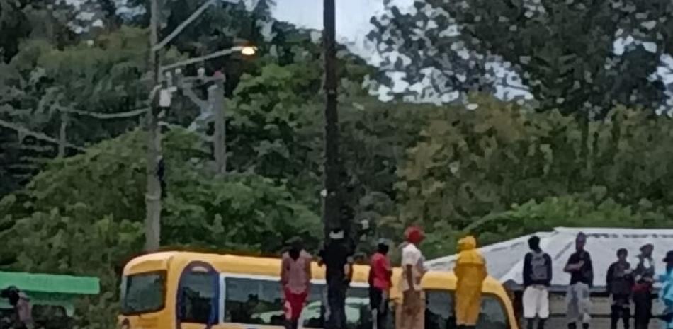 CRECIDA DEL RIO NIZAO AISLA LOCALIDADES