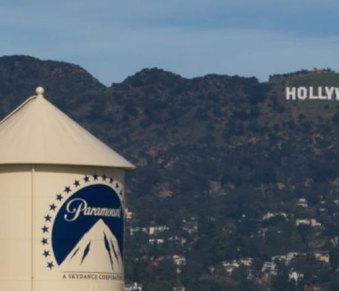 El impacto de la adquisicion de Warner Bros por Paramount en la industria cinematografica