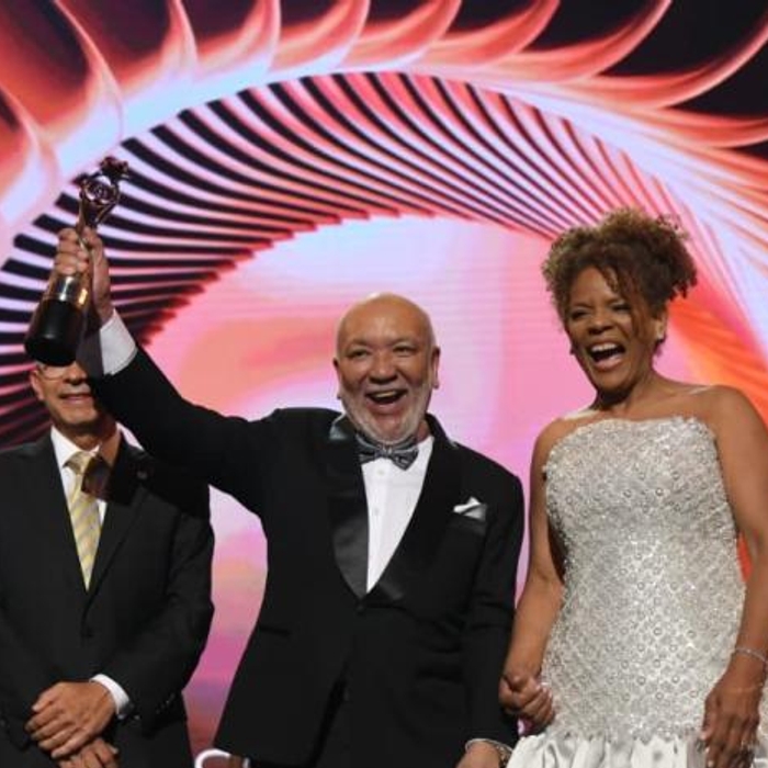 Jochy Santos de Don Bosco al trono de la comunicacion en Republica Dominicana