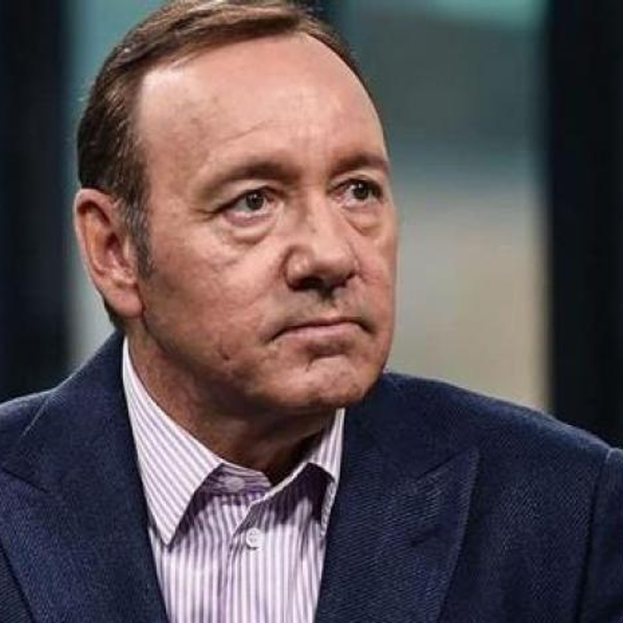 Kevin Spacey alcanza acuerdo con acusadores para evitar juicio por agresion