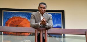 RAYMOND POZO: ADMIRACIÓN EN LA IMITACIÓN