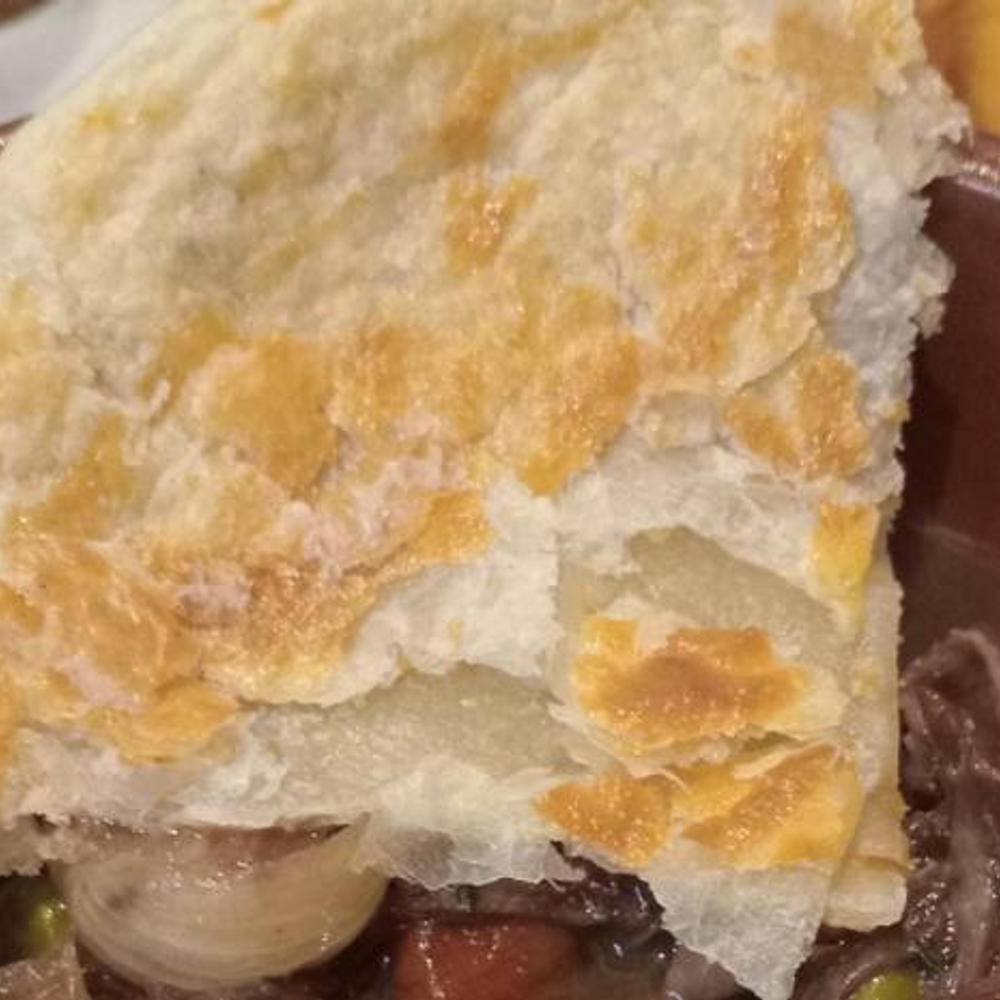 SABORES DE SANTO DOMINGO CAZUELA DE CORDERO AL TEMPRANILLO