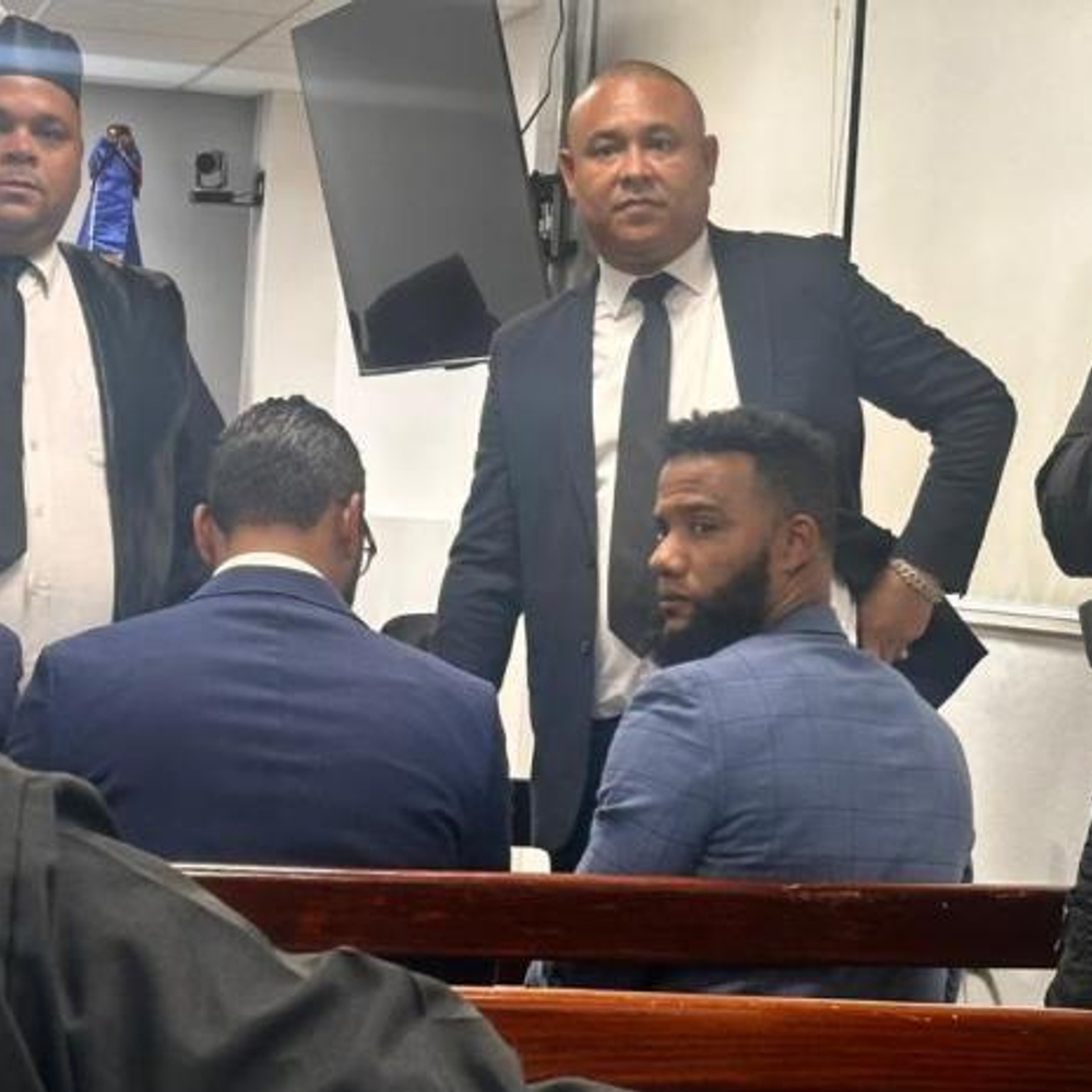 SEGUIMIENTO Y SOBORNOS DEL FISCAL VALDEZ