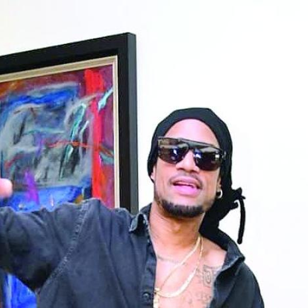 VAKERO RECHAZA MEDALLAS DE PREMIOS SOBERANO