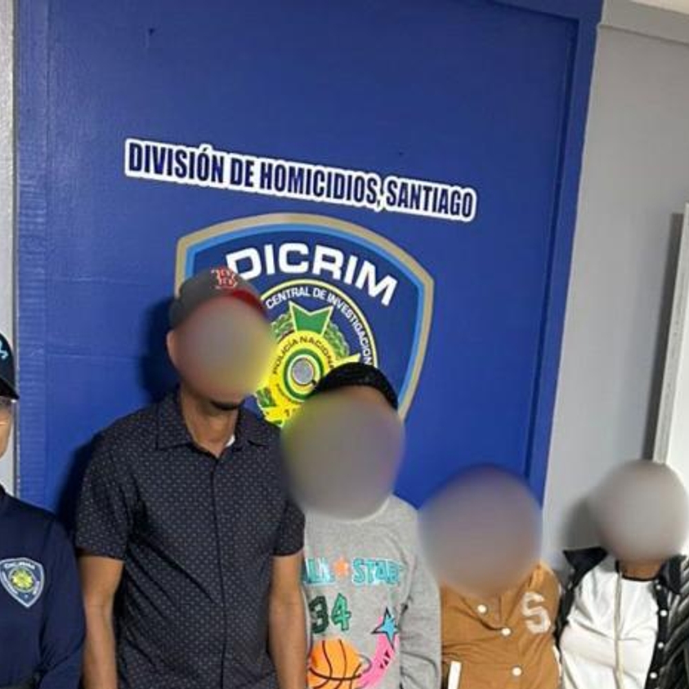 ADOLESCENTE DESAPARECIDA REGRESA SANA SANTIAGO