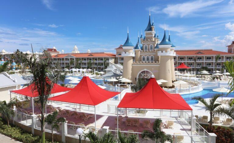 BAHIA PRINCIPE LANZA ESCAPE Y EXPLORE