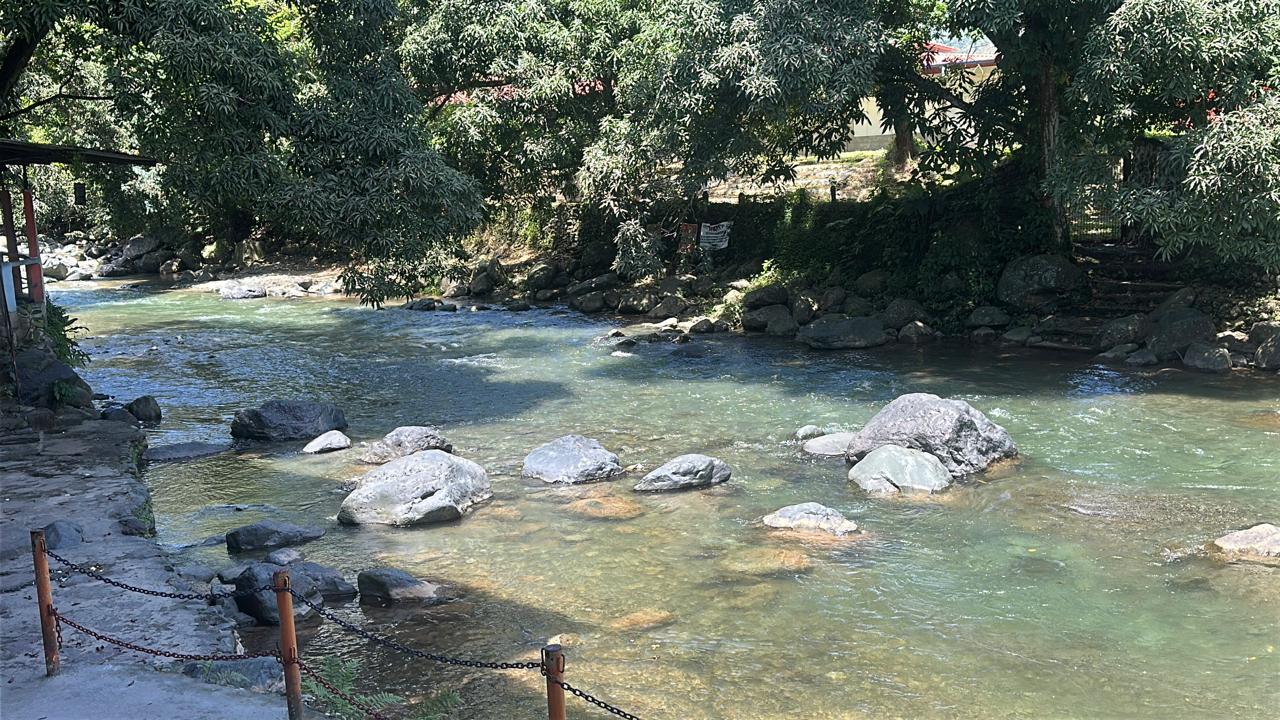 BALNEARIOS DE MONSENOR NOUEL CERRADOS POR EL CLIMA EN SEMANA SANTA 2026