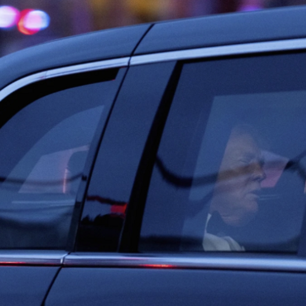 EVACUACION DE TRUMP EN CENA POR ALERTA DE SEGURIDAD