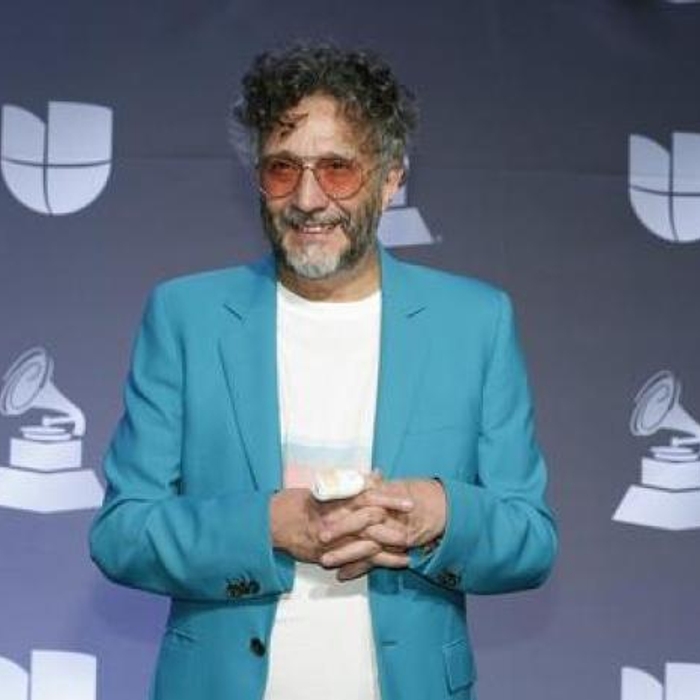 Abuchean a Fito Paez en concierto en Argentina