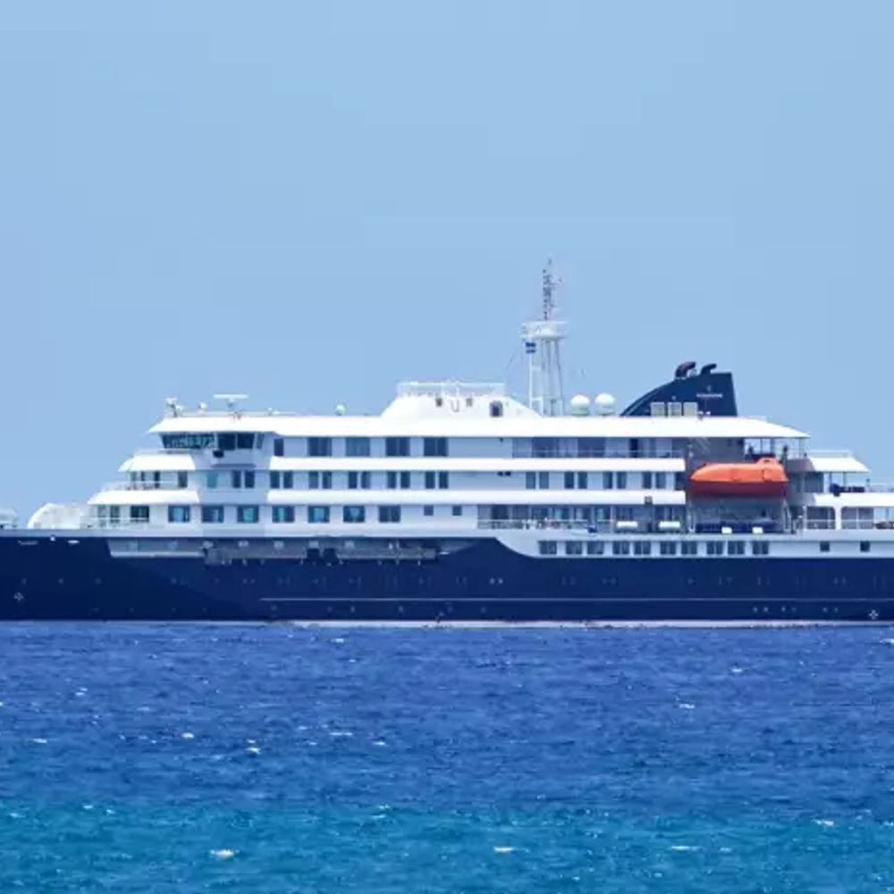 EL SABADO EVACUARAN PASAJEROS DEL BARCO CON HANTAVIRUS EN TENERIFE