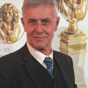 Muere Pierre Deny, actor de Emily in Paris, a causa de esclerosis lateral amiotrófica
