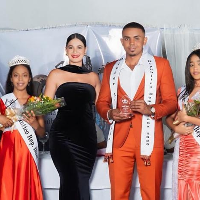 Reinas y rey del Atlantico son coronados en Sosua y Puerto Plata