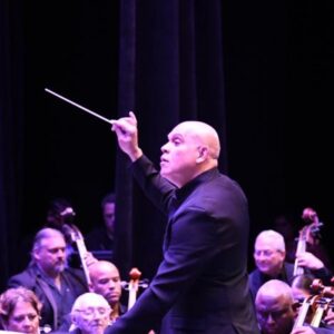 Ritmos dominicanos llenan el Teatro Nacional en una gala sinfónica extraordinaria