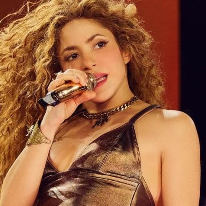 SHAKIRA AGRADECE A PIQUE A CUATRO ANOS DE SU SEPARACION
