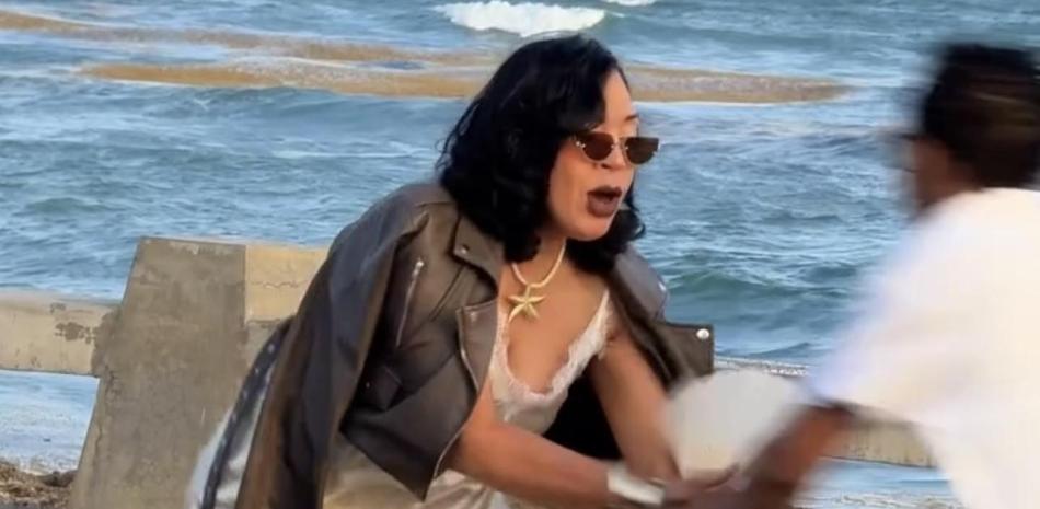 Accidente de influencer en SPM mientras grababa genera debate en redes sociales